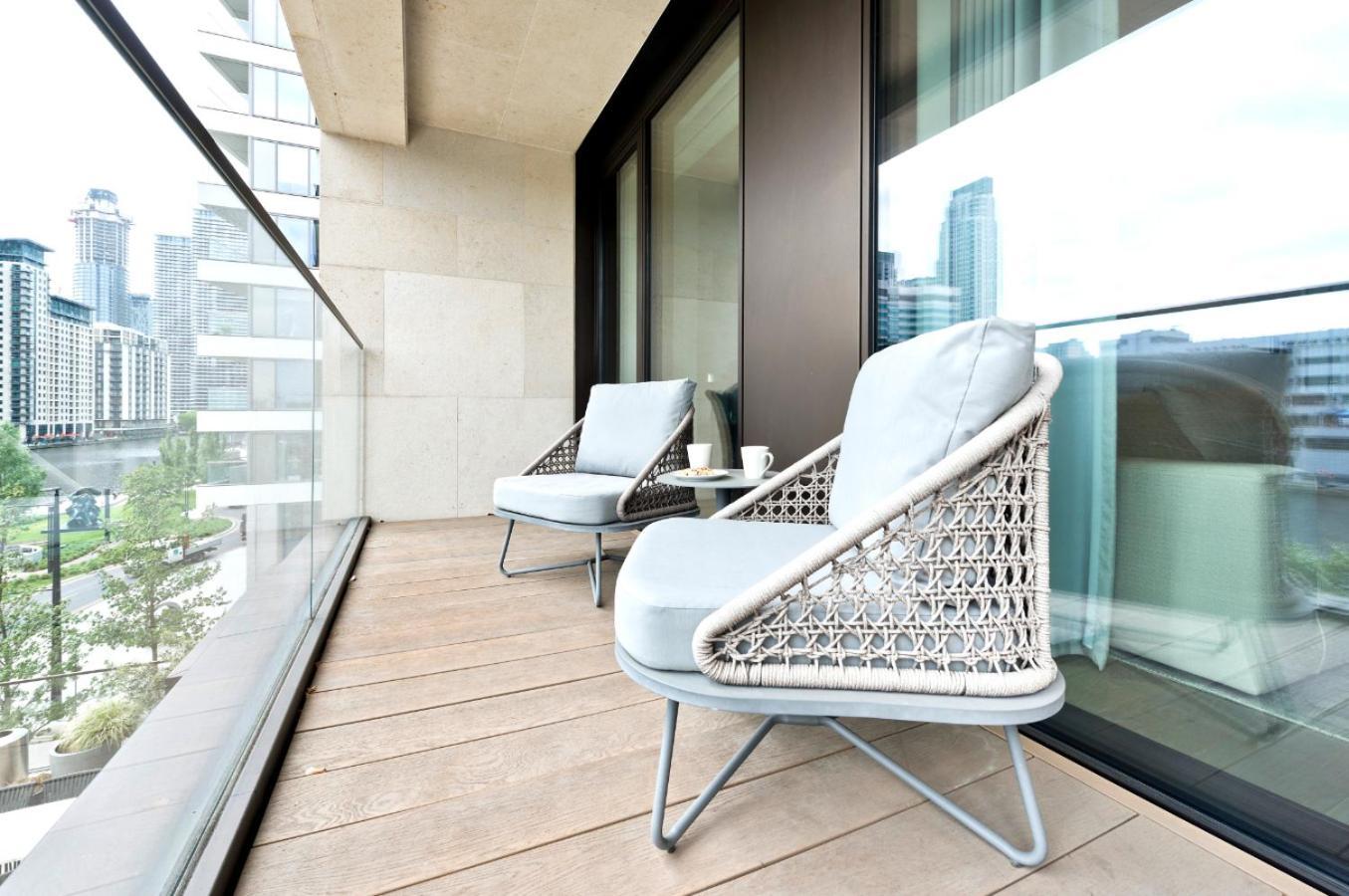 Elegant And Modern Apartments In Canary Wharf Right Next To Thames ลอนดอน ภายนอก รูปภาพ