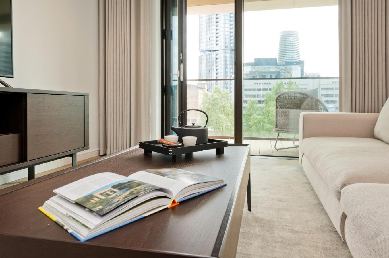 Elegant And Modern Apartments In Canary Wharf Right Next To Thames ลอนดอน ภายนอก รูปภาพ