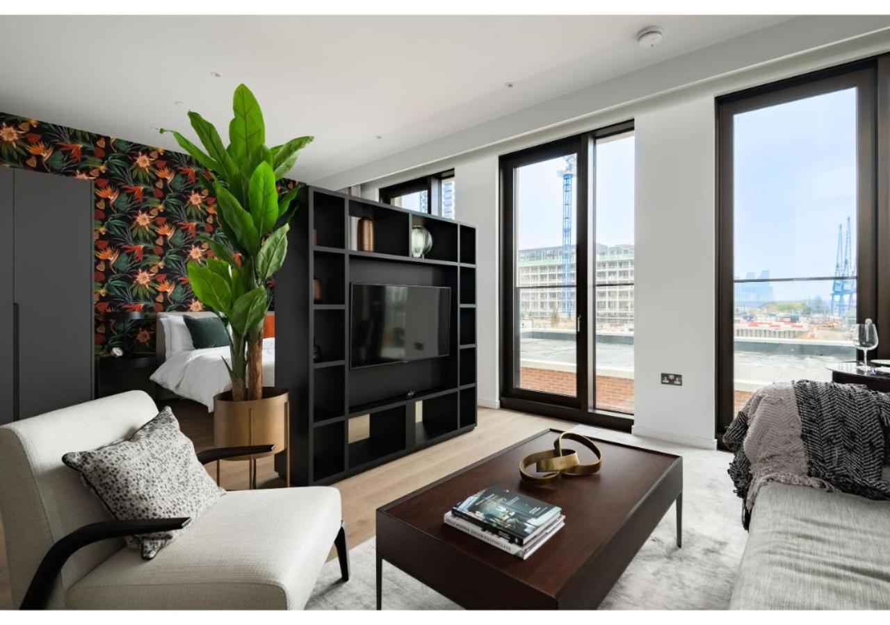 Elegant And Modern Apartments In Canary Wharf Right Next To Thames ลอนดอน ภายนอก รูปภาพ